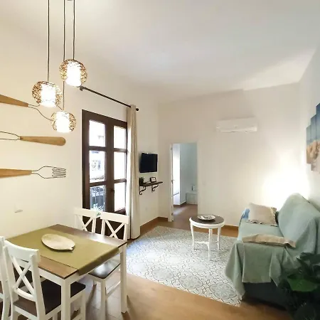 Moderno Apartamento Cerca De La Playa בנידורם